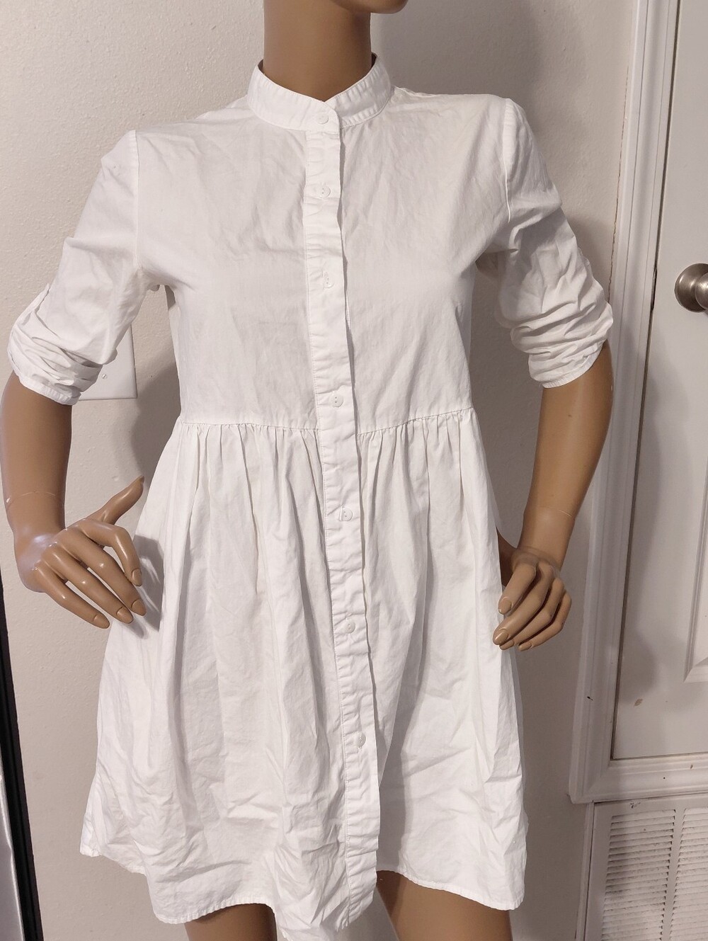 Classic White Button-Down Women’s Shirt Dress